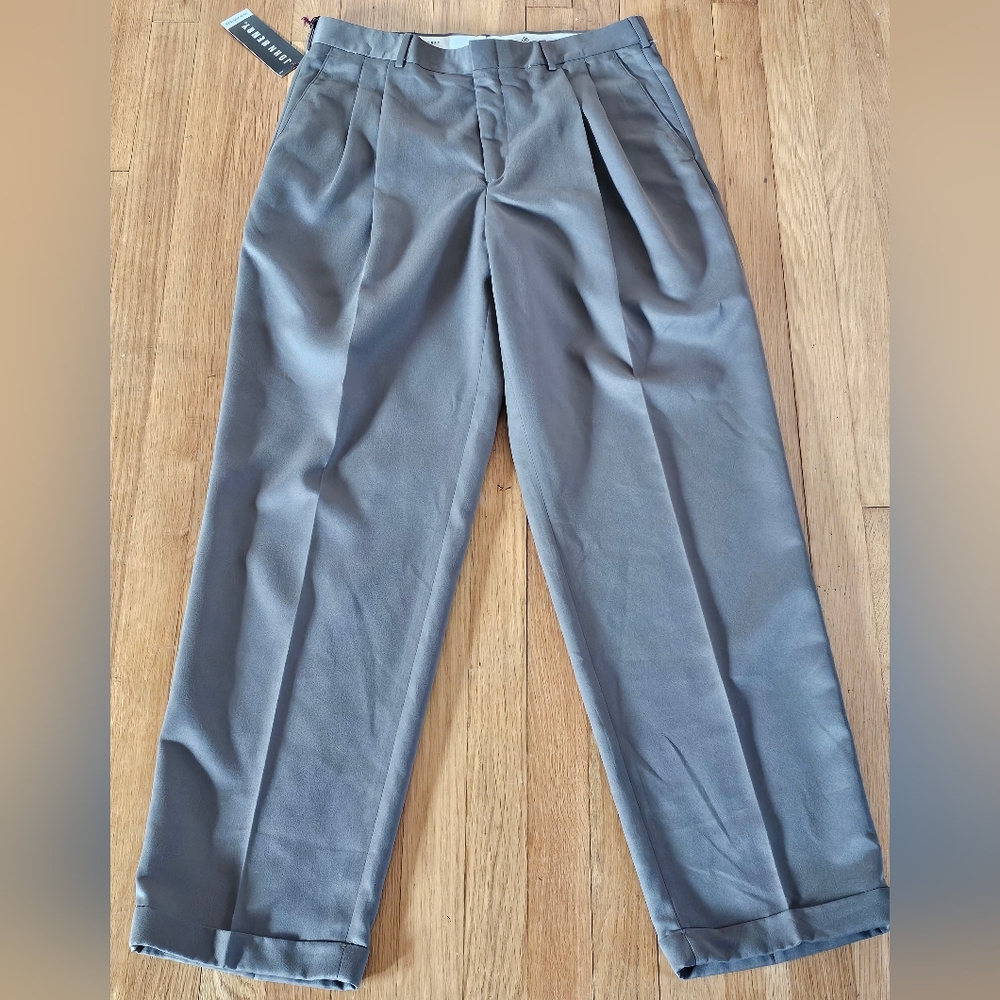 John Henry Taupe Pleated Cuff Leg Dress Pants Mens 31" Waist X 32" Inseam Length